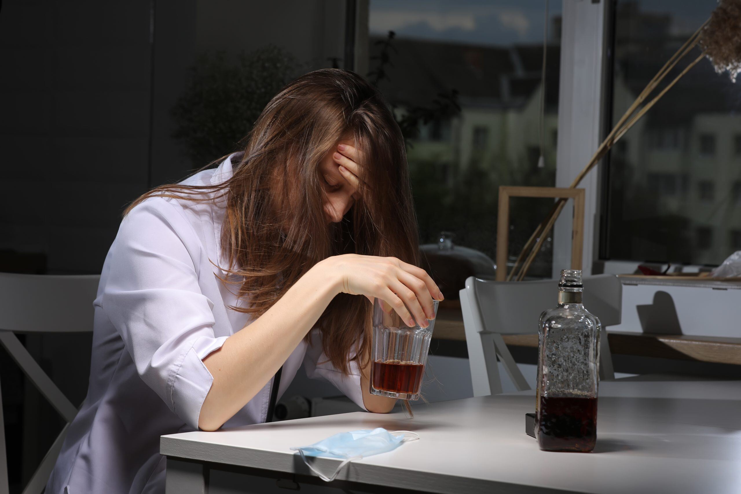 The Dangers of Mixing Hydrocodone and Alcohol